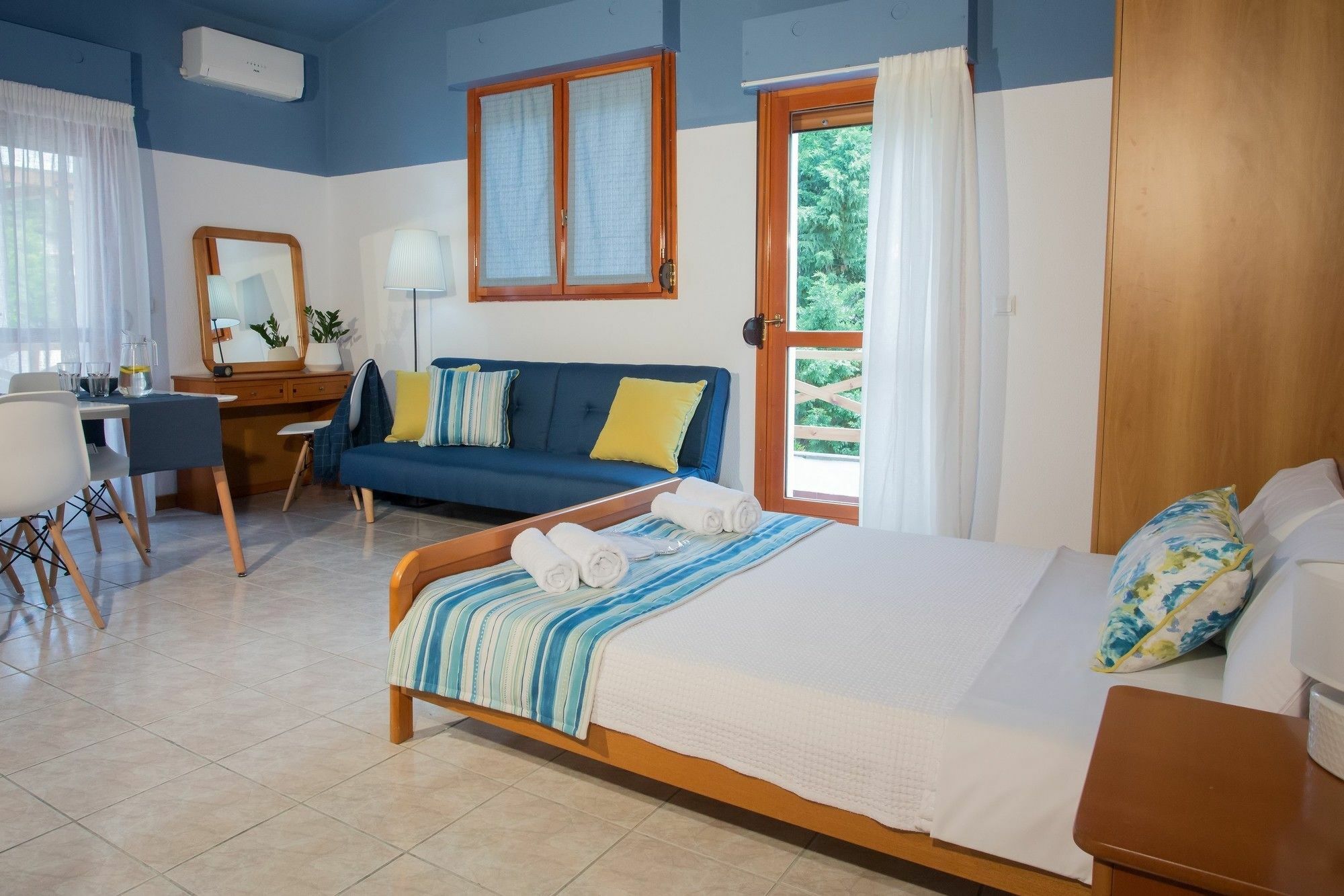 St.John Village Apartments Skala Fourkas Exterior photo